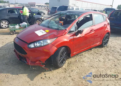2019 Ford Fiesta St z USA, uszkodzony, nr VIN 3FADP4DJ2KM128480